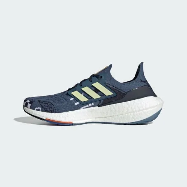     22  Adidas ULTRABOOST 22 FTW GX9166