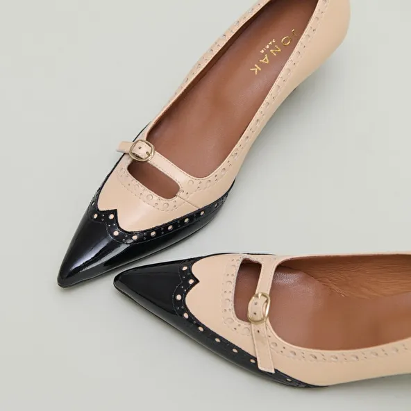 Pumps with straps and perforated details in black patent and beige leather