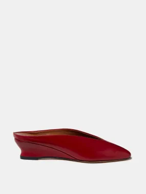 Regency Wedge Mule / Red Leather