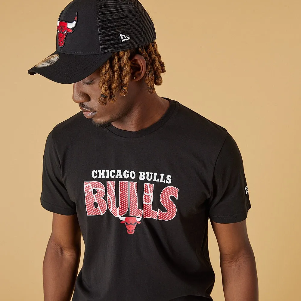 T-Shirt New Era Wordmark Court Infill NBA Chicago Bulls - Black - men´s